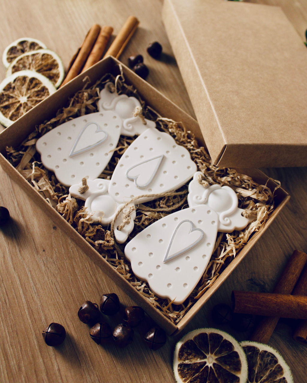 Angioletti fatti a mano